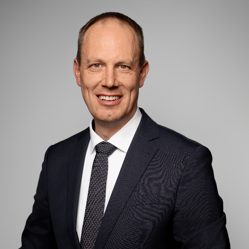  Bernd Henrichsmeier